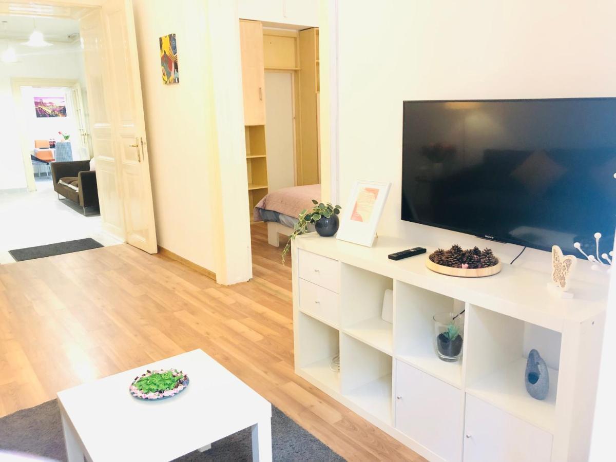 Budapest downtown Andrássy Zewnętrze zdjęcie